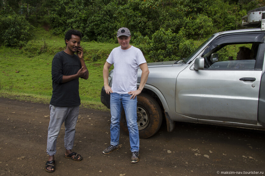 С нашим водителем по юной Эфиопии - Аддисом.