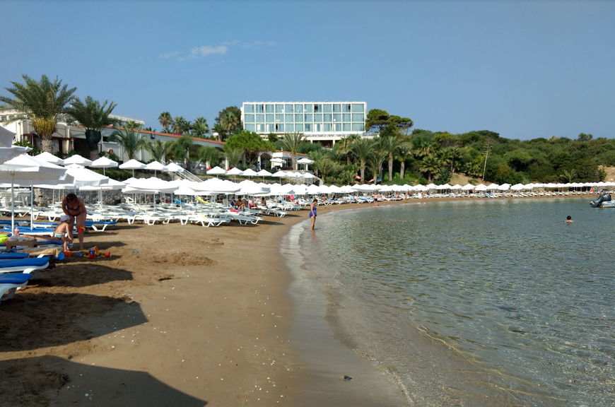 Пляж Дениз Кизи (Denizkizi Beach)