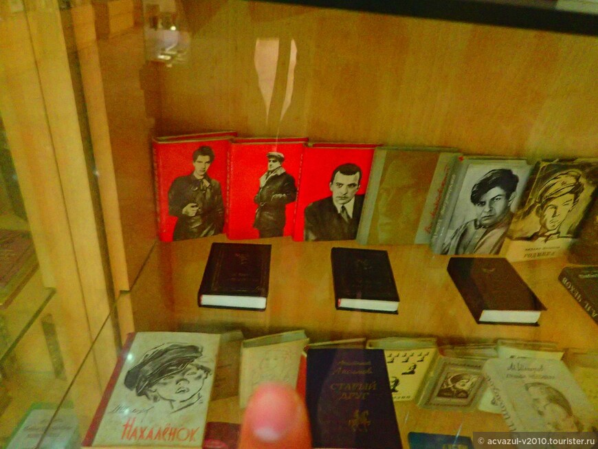 Букинистическое чудо. Музей миниатюрных книг в старом Баку