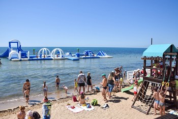 В Евпатории появился уникальный детский пляж 