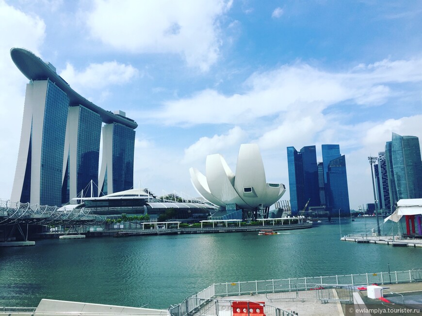 Расскажи мне про Сингапур