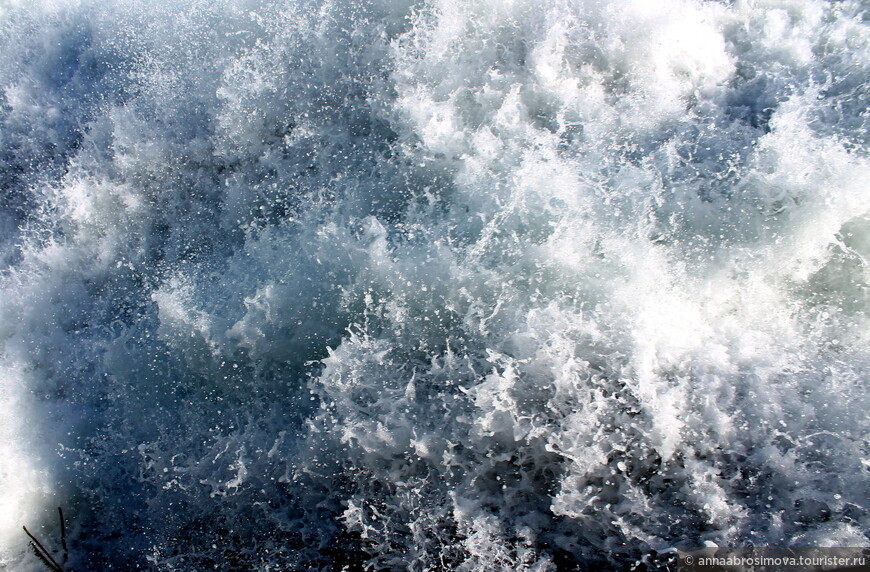 Магия летящей воды: Райнфалль и водопады озера Вален