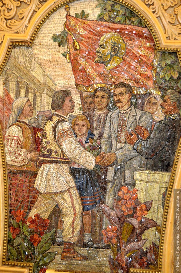 Великолепные мозаики прославляют дружбу двух народов