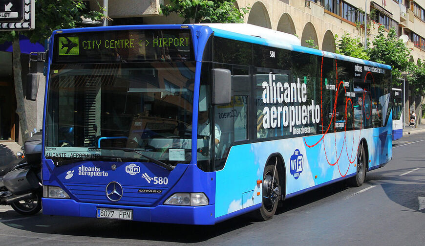 Автобус из центра города в аэропорт Аликанте