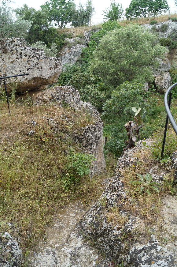 Моттола — пещеры Бога