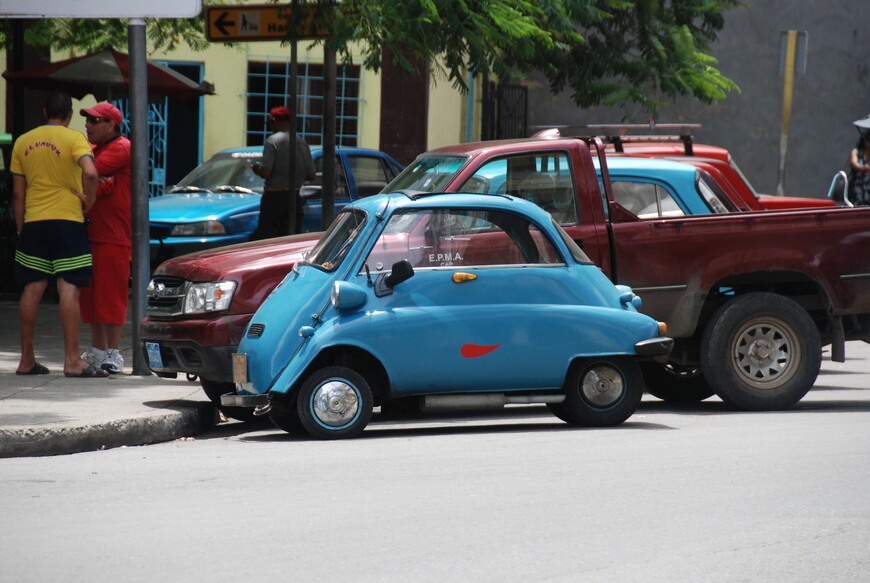 BMW Iseta. Большая редкость на Кубе.
