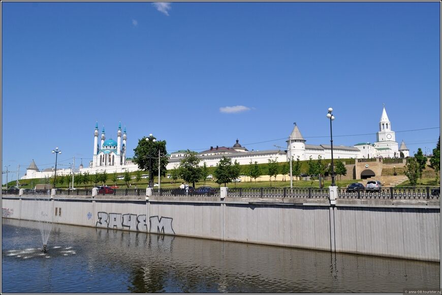 Площадь Тысячелетия в Казани