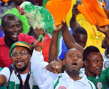 В Калининграде болельщикам из Нигерии запретили брать с собой живых куриц на стадион 