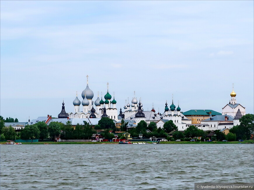 Один день в Ростове Великом. 1 — Кремль и озеро Неро