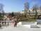 Центральная аллея парка «Черное озеро» весной