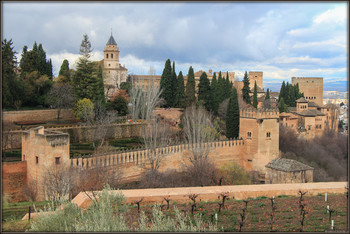 Дворец Альгамбра в Испании откроется для туристов вечером