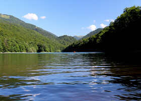 Биоградское озеро