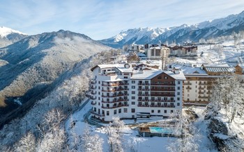 «Роза Хутор» открыл продажи ски-пассов и отелей на зиму 