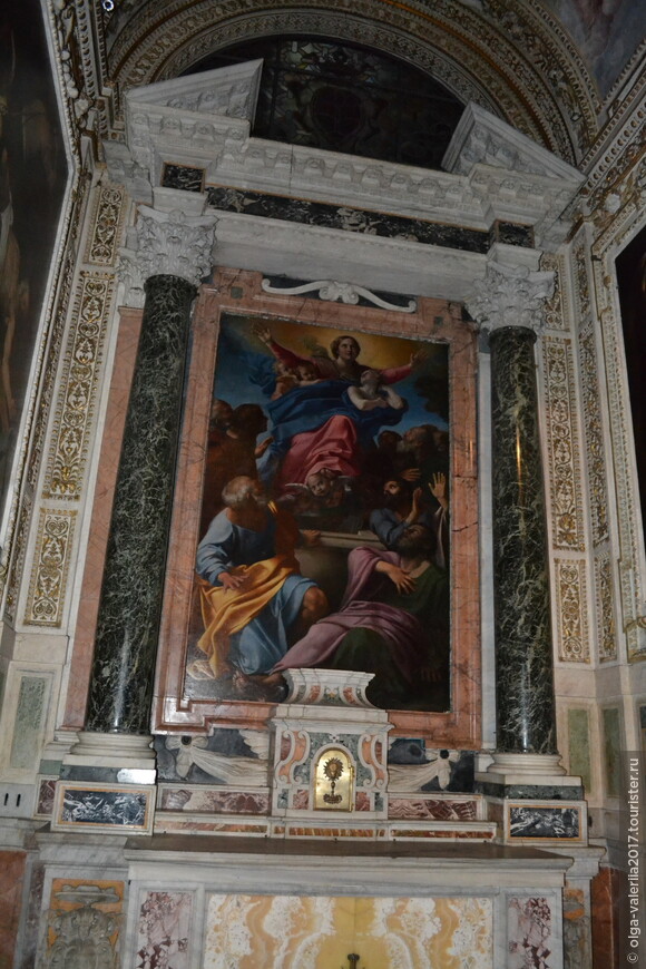  В центре капеллы Черази Вознесение Богородицы (1601 год).Аннибале Карраччи.
