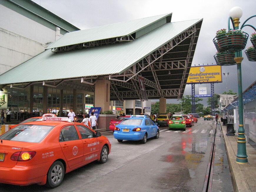 Южный автовокзал Бангкока Сай Тай Май