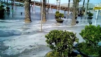 Пляжи Балеарских островов затопило цунами