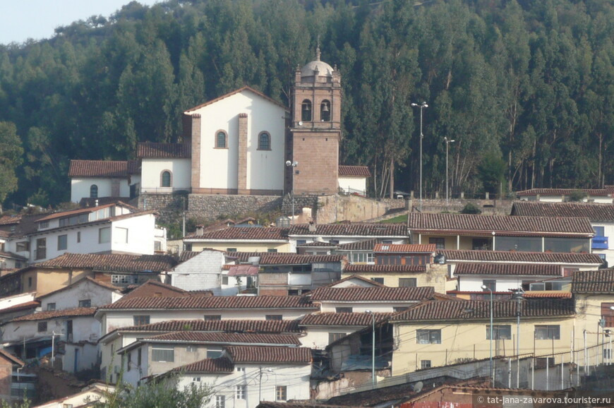 Церковь Сан - Кристобаль. 
