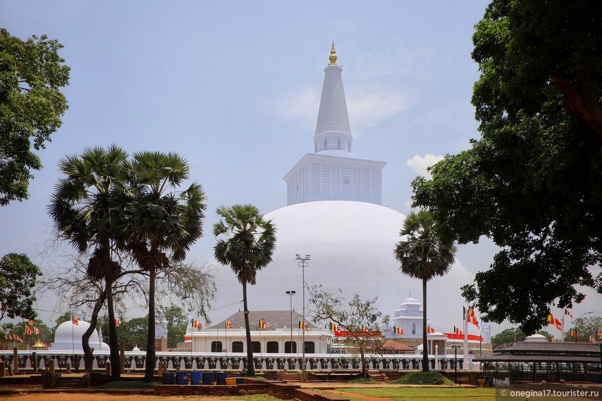 Шри-Ланка. О первой сингальской столице и долгой дороге к океану (день шестой)