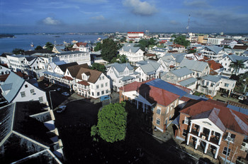 Готовится к подписанию соглашение о безвизовом режиме с Суринамом 