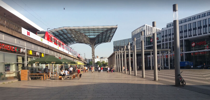 Автовокзал Кёльна (Busbahnhof)