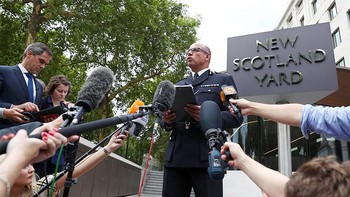 Британская полиция считает терактом утренний наезд на людей в Лондоне 