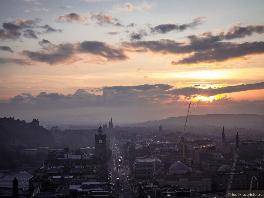 Виды на Эдинбург с Колонны Нельсона.