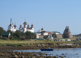 Большой Соловецкий остров: монастырь