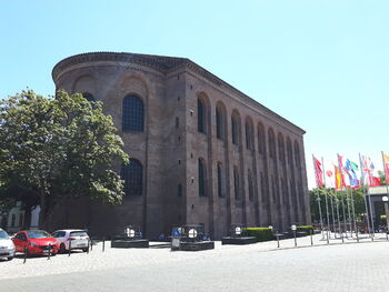Базилика Константина