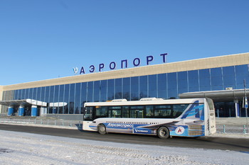 В аэропорту Челябинска грузовик врезался в самолёт Аэрофлота 