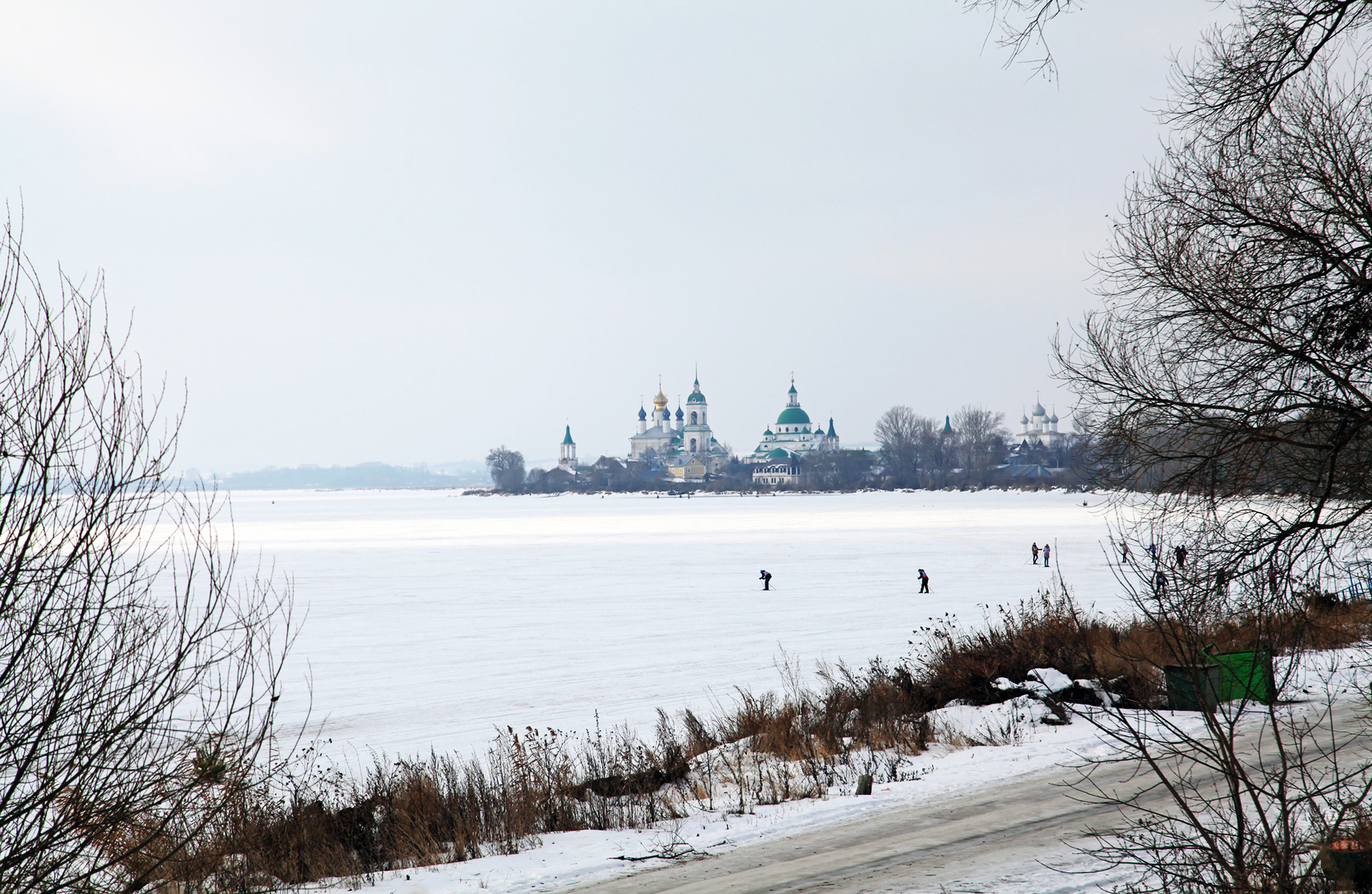 Ростов Озеро Неро Фото