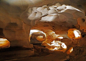 Сухая часть Пещеры Длиннорогих.