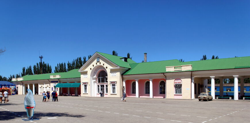 Железнодорожный вокзал Феодосии