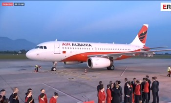 Новая авиакомпания из Албании приступила к выполнению полётов