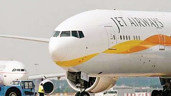 В Индии на борту самолёта от декомпрессии пострадали 30 пассажиров 