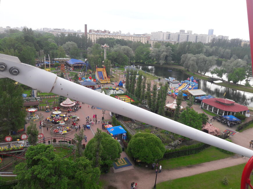 Гагарин Парк в Санкт-Петербурге