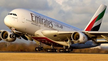Bloomberg: перевозчик Emirates Airlines может поглотить Etihad Airways