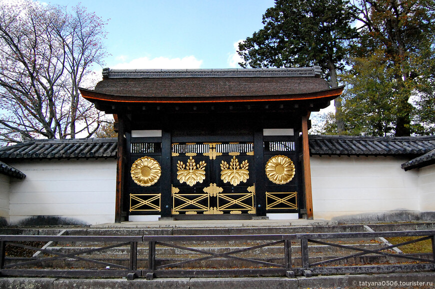 Ворота храма Дайго-дзи