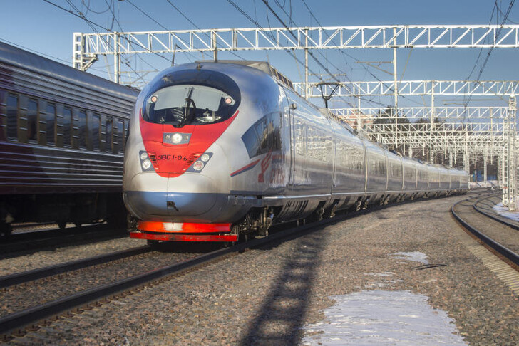 Поезд Санкт-Петербург — Тверь
