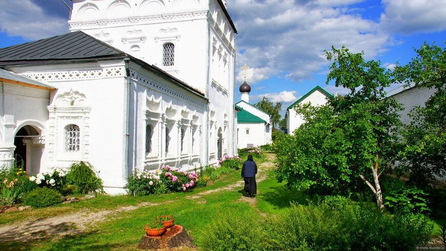 Свято-Сретенский монастырь