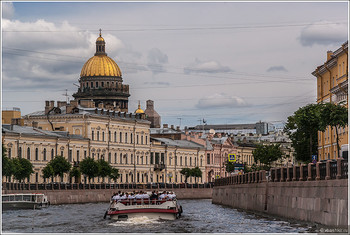Санкт-Петербург возглавил список самых популярных туристических городов РФ  