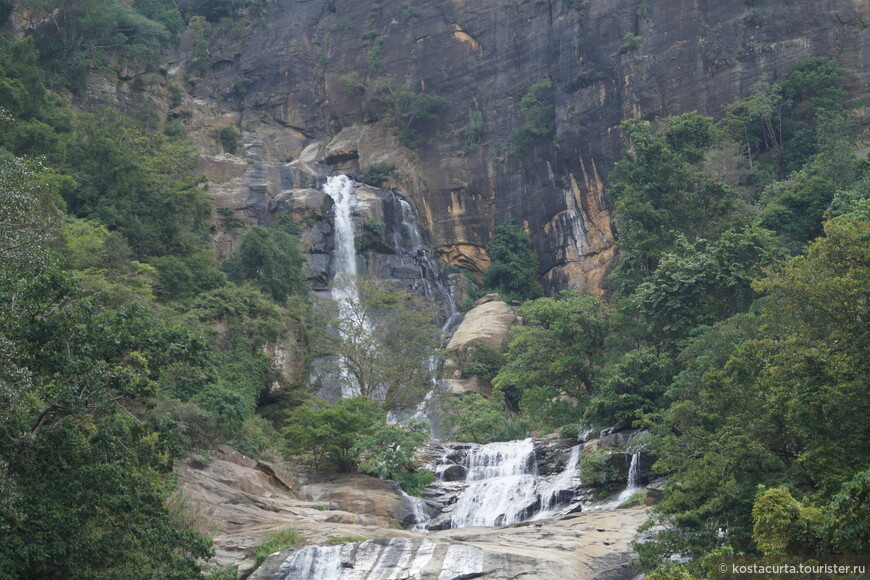 Горный водопад в окрестностях Эллы. Подобных водопадов в горных районах достаточно много, при желании и наличии времени можно посетить все.