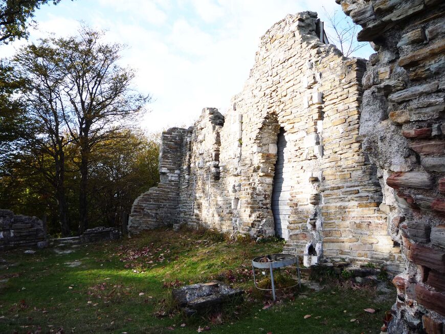 Развалины Византийского храма