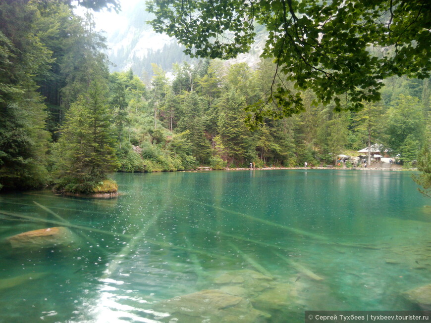 Голубое озеро Blausee, Швейцария