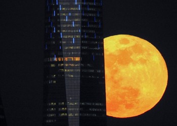 Над китайским Чэнду подвесят искусственную Луну