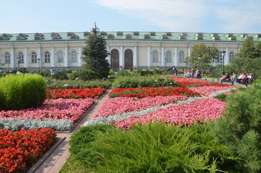 Александровский сад у Кремля