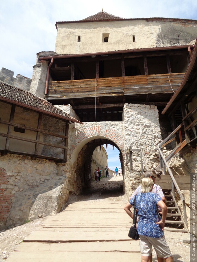 Самостоятельно по Трансильвании — Рышнов и его тевтонская крепость