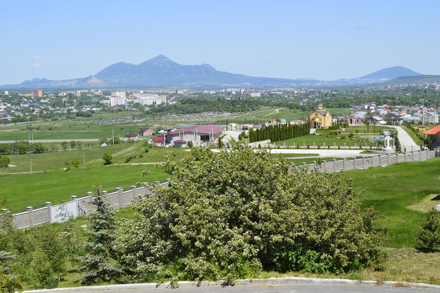 Панорамный вид на гору Бештау