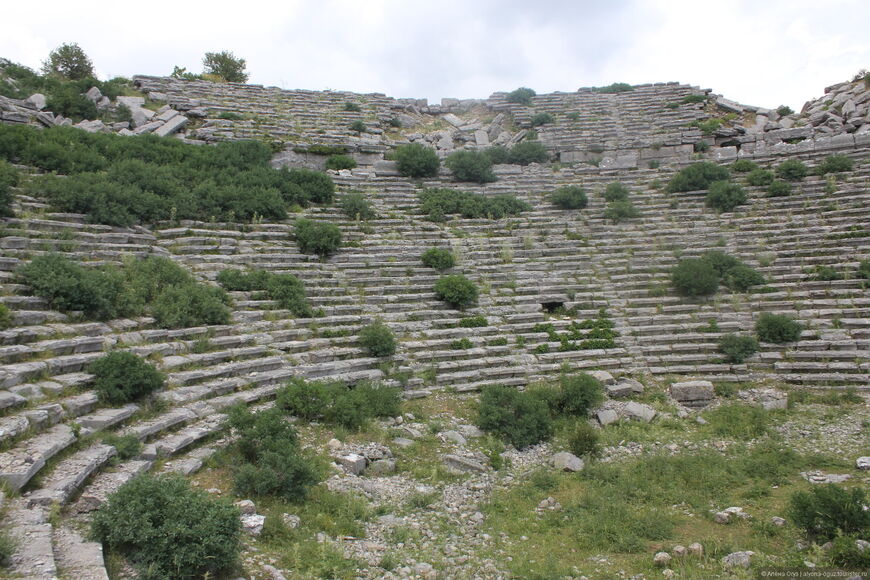 Руины амфитеатра в Сельге
