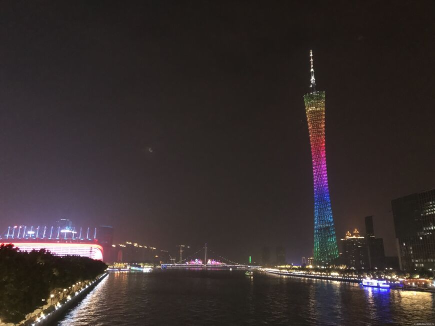 Ночная подсветка Canton Tower