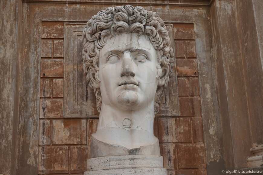 Самый красивый мужчина Римской империи - Октавиан Август.